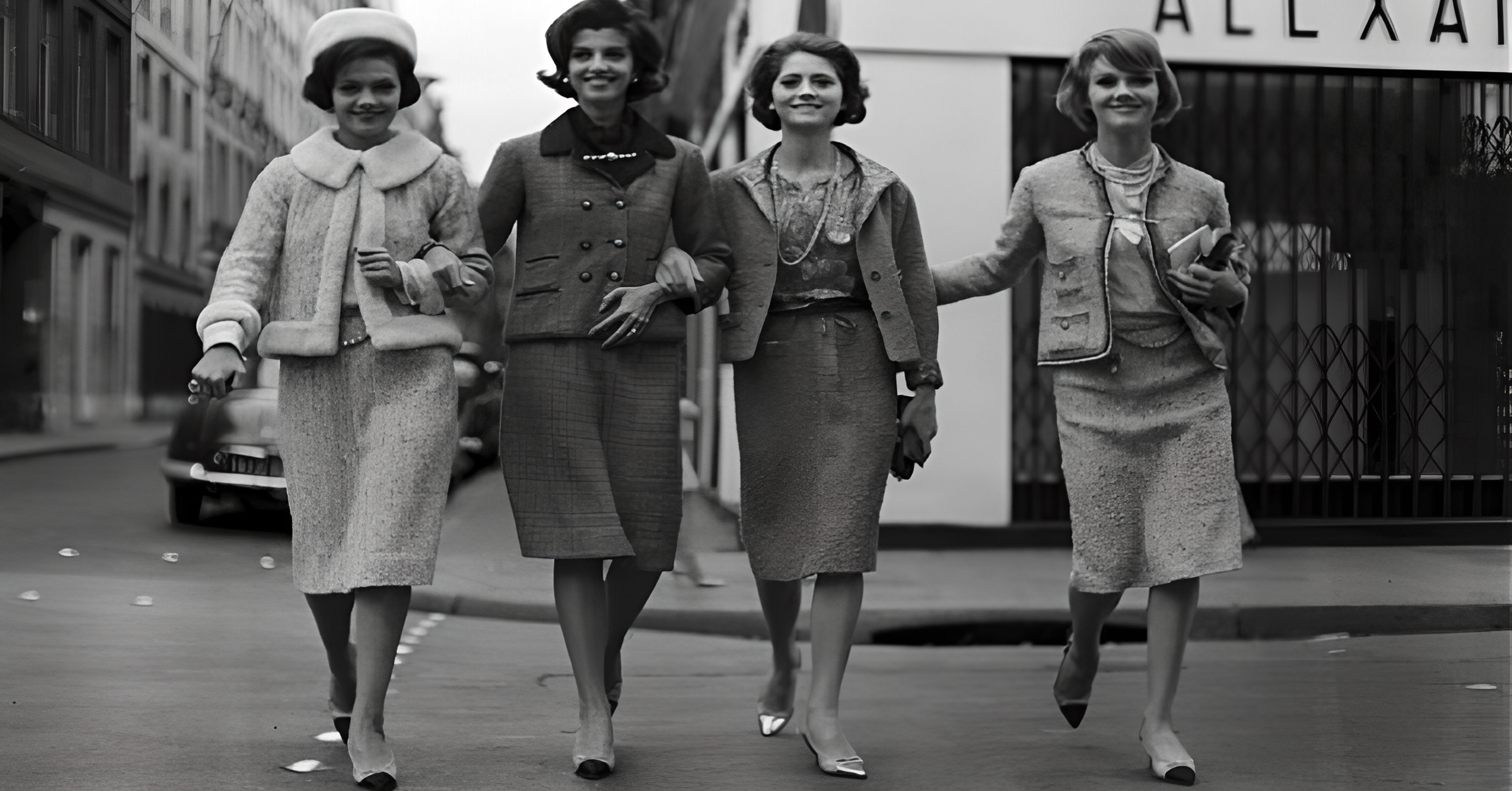 История классического стиля в женской одежде